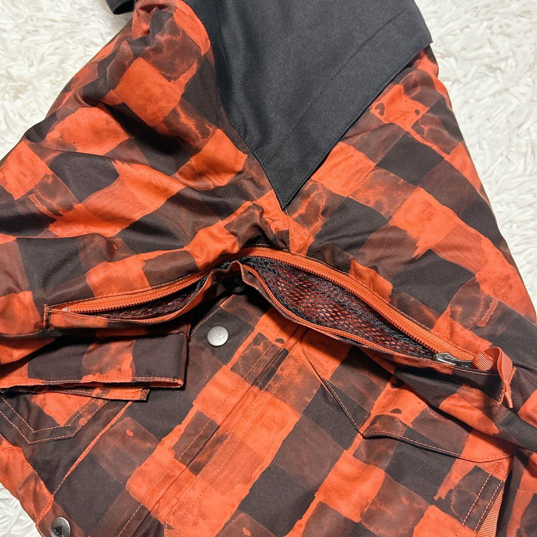 BURTON キッズ　スキーウェア　スノボウェア　136cmから147cm