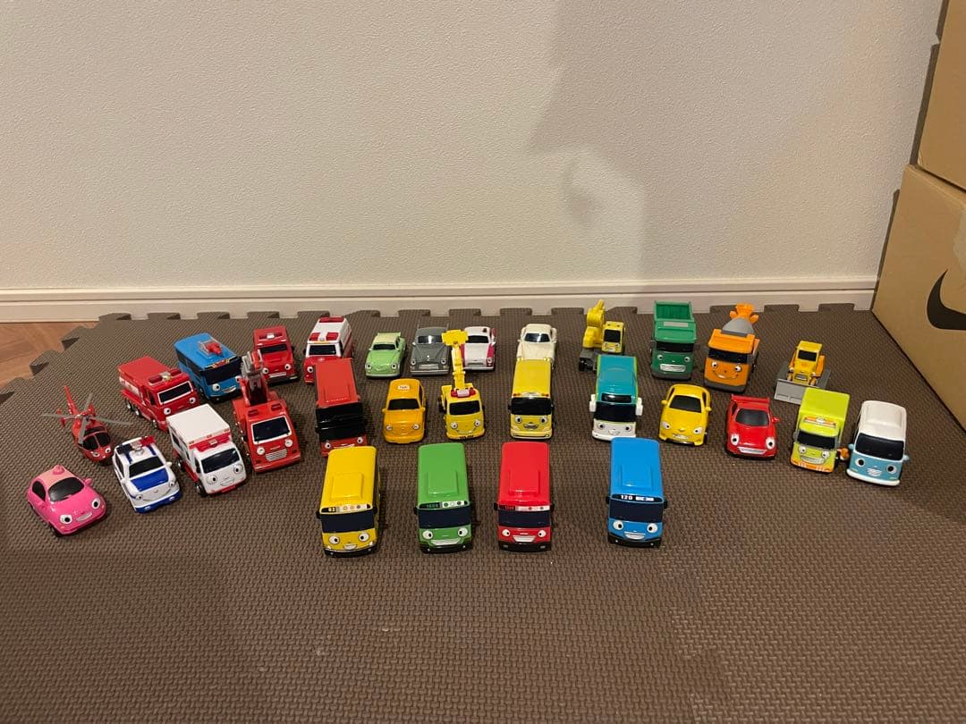 ちびっこバス タヨ　30台セット