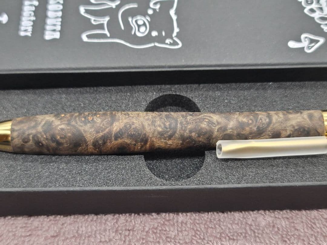 新品　こぶた工房　極上花梨瘤　青白グロテスク　シャープペンシル0.5ミリ