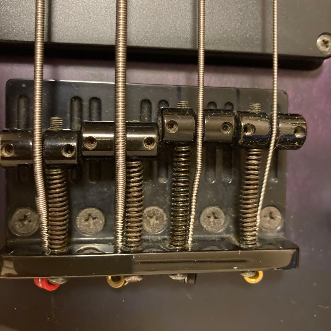 『エレキベース』　Edwards ラルクのtetsuya氏モデル　演奏問題無し