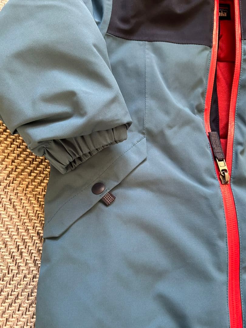 patagonia　キッズ　スノーウェア　2T 美品