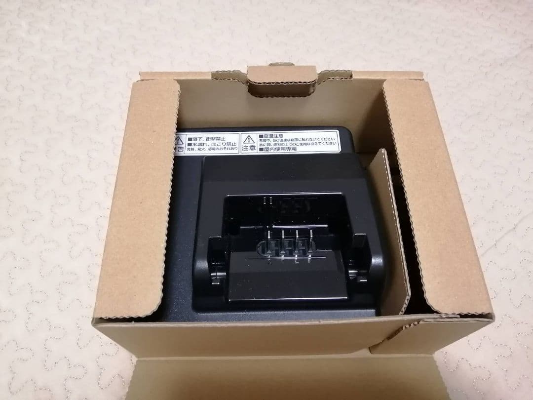 新品・未使用 Panasonic NKJ075Z バッテリー充電器