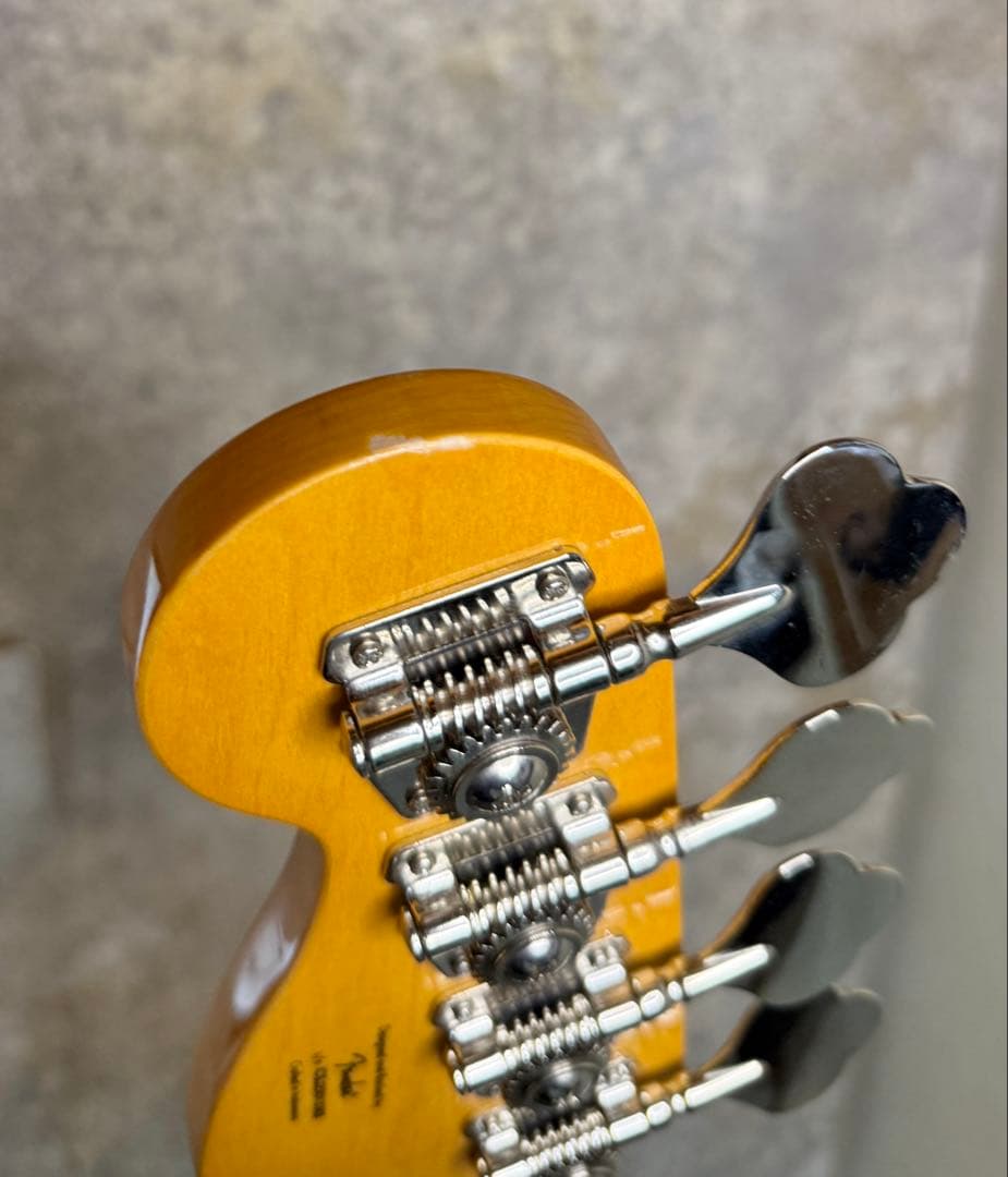 【美品】Squier Classic Vibe '60s Jazz Bass