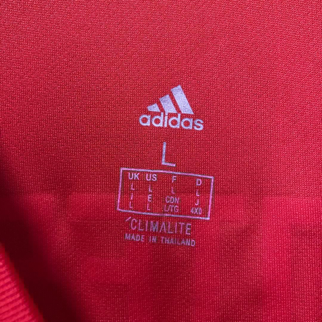 正規品　adidas スペイン代表 アンドレス　 イニエスタ 6番 シャツ L