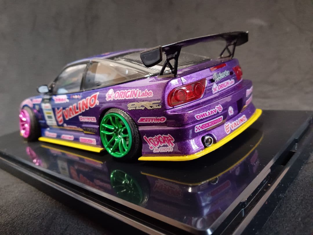 アオシマ 1/24 ニッサン 180SX D1 プラモデル 完成品 ケース付