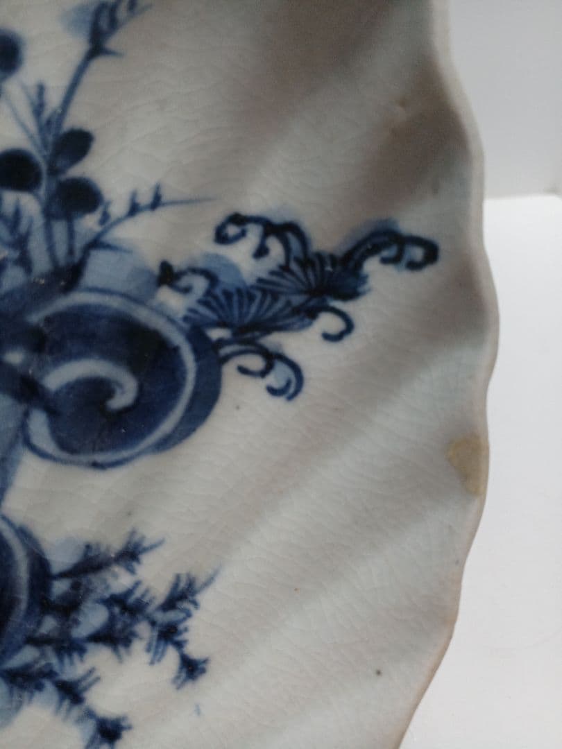 骨董　貝形皿　染付　正化年製　貫入