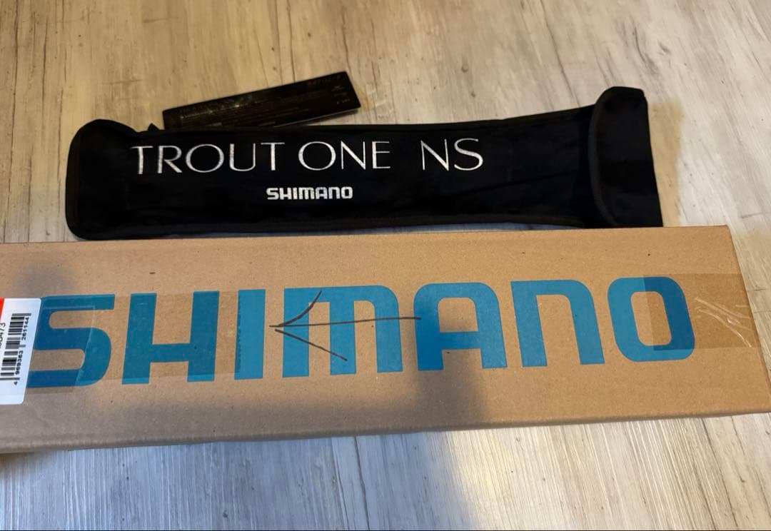 シマノ　美品　トラウトワン　NS B47UL-4