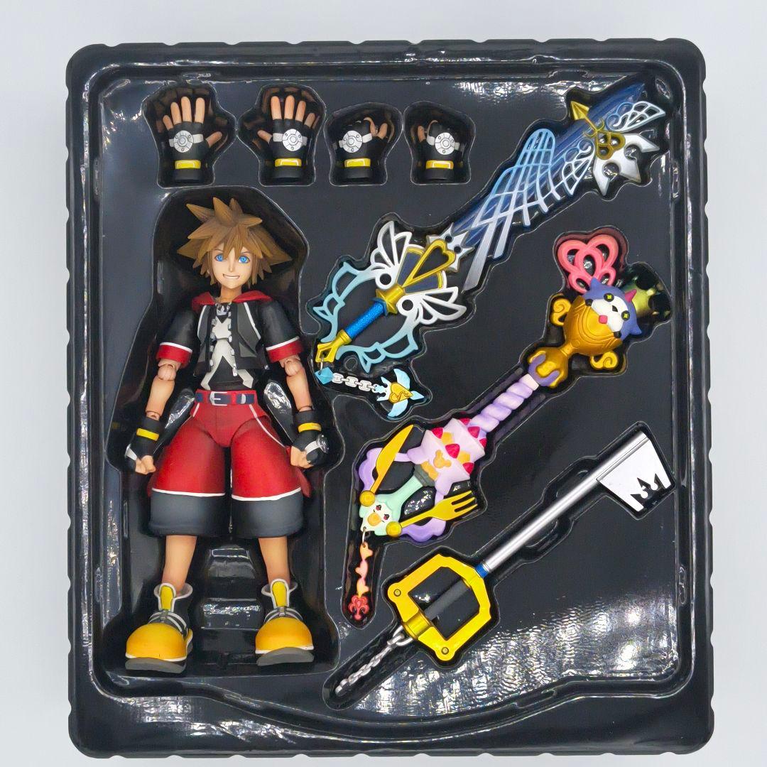 プレイアーツ改 キングダムハーツ 3D ソラ フィギュア ディズニー スクエニ