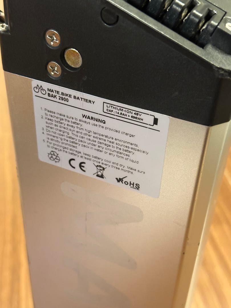 Mate bike Xバッテリー　鍵１本　充電器