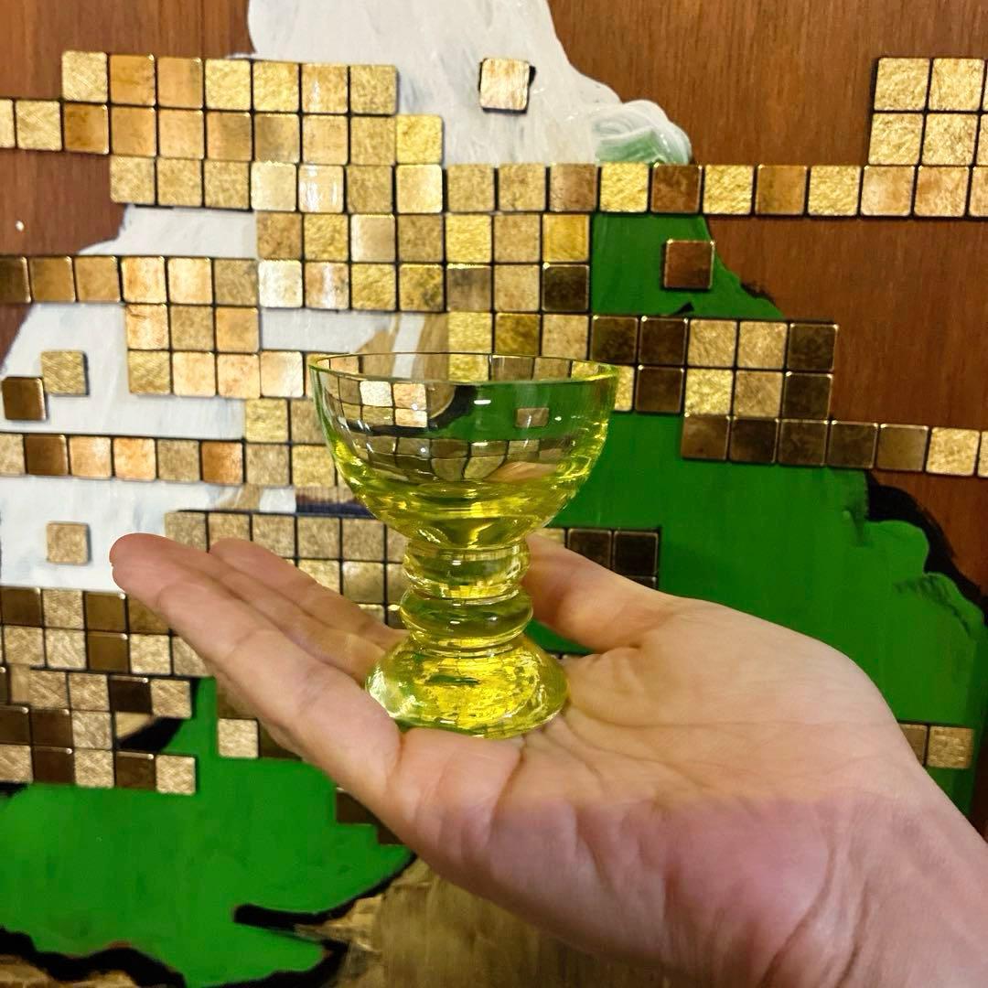 骨董　時代ガラス　希少カナリアイエロー　二重玉ステム　盃　酒器　ウラン１客限り