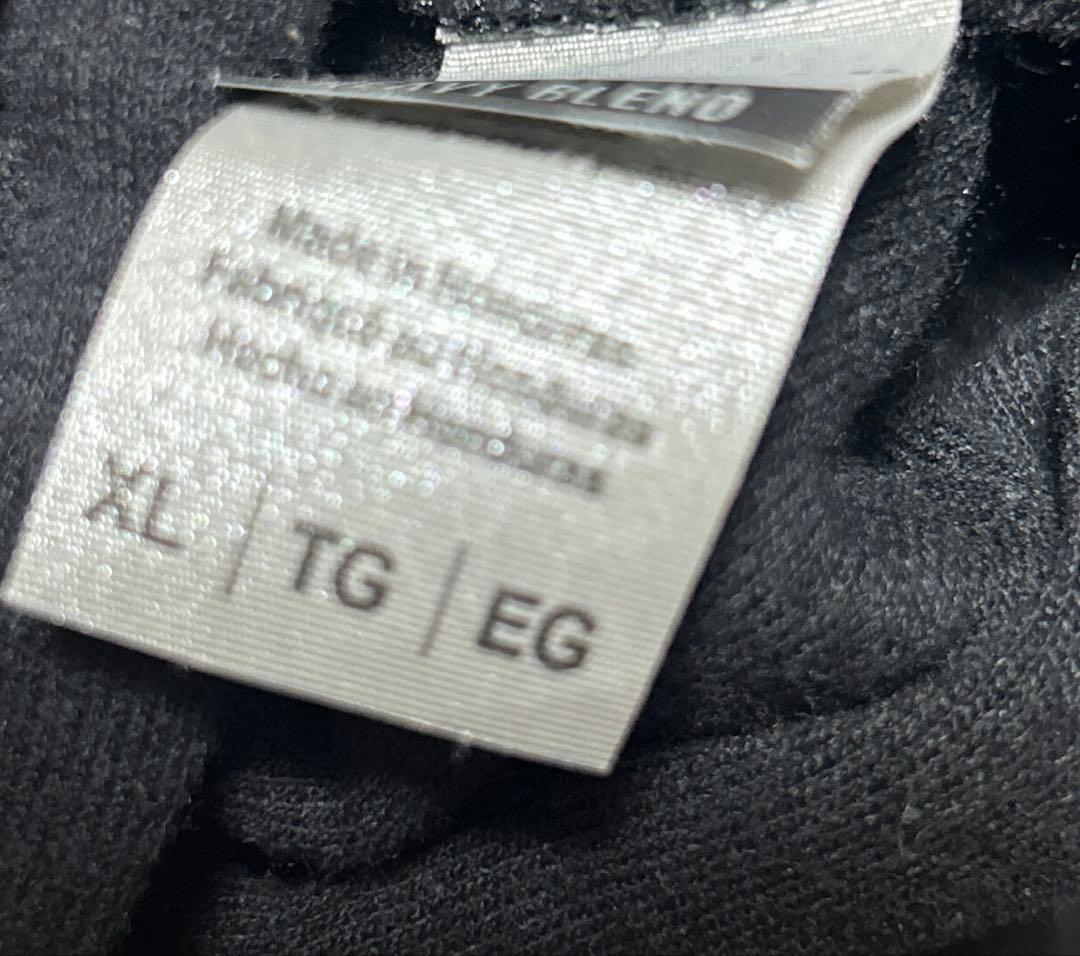 Pay money to my pain ptp マリア パーカー グッズ