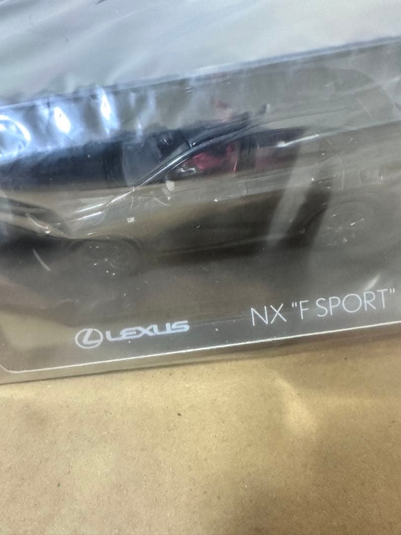 京商 1/43 レクサス NX 350h F スポーツ グラファイトブラック