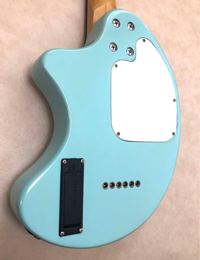 【超美品】ZO-3 ライトブルー アンプ内蔵ミニギター 専用ケース付 ぞーさん