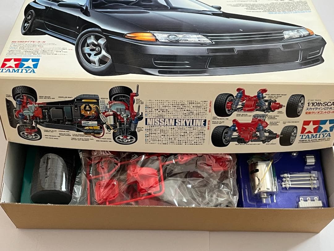 タミヤ 1/10 電動RC NISSAN SKYLINE GT-R NISMO