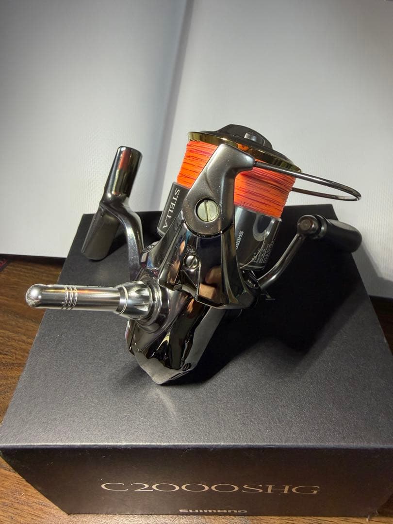 今月29日土曜日まで出品 最終値下げ 美品 シマノ 18ステラc2000shg