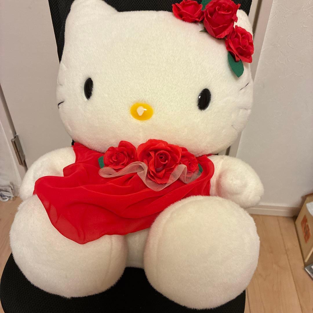 希少レア　ハローキティーフラワーガーデンぬいぐるみ 赤いバラ　特大　即購入OK