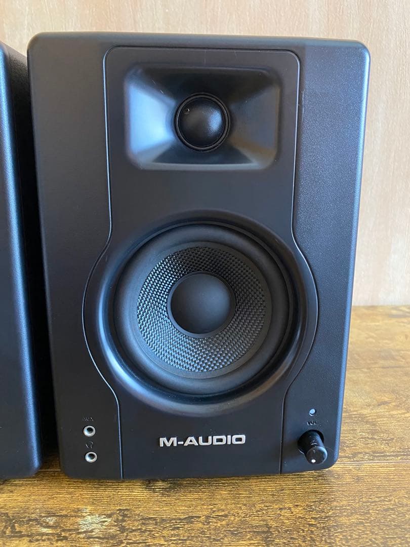 M-AUDIO スタジオモニタースピーカー