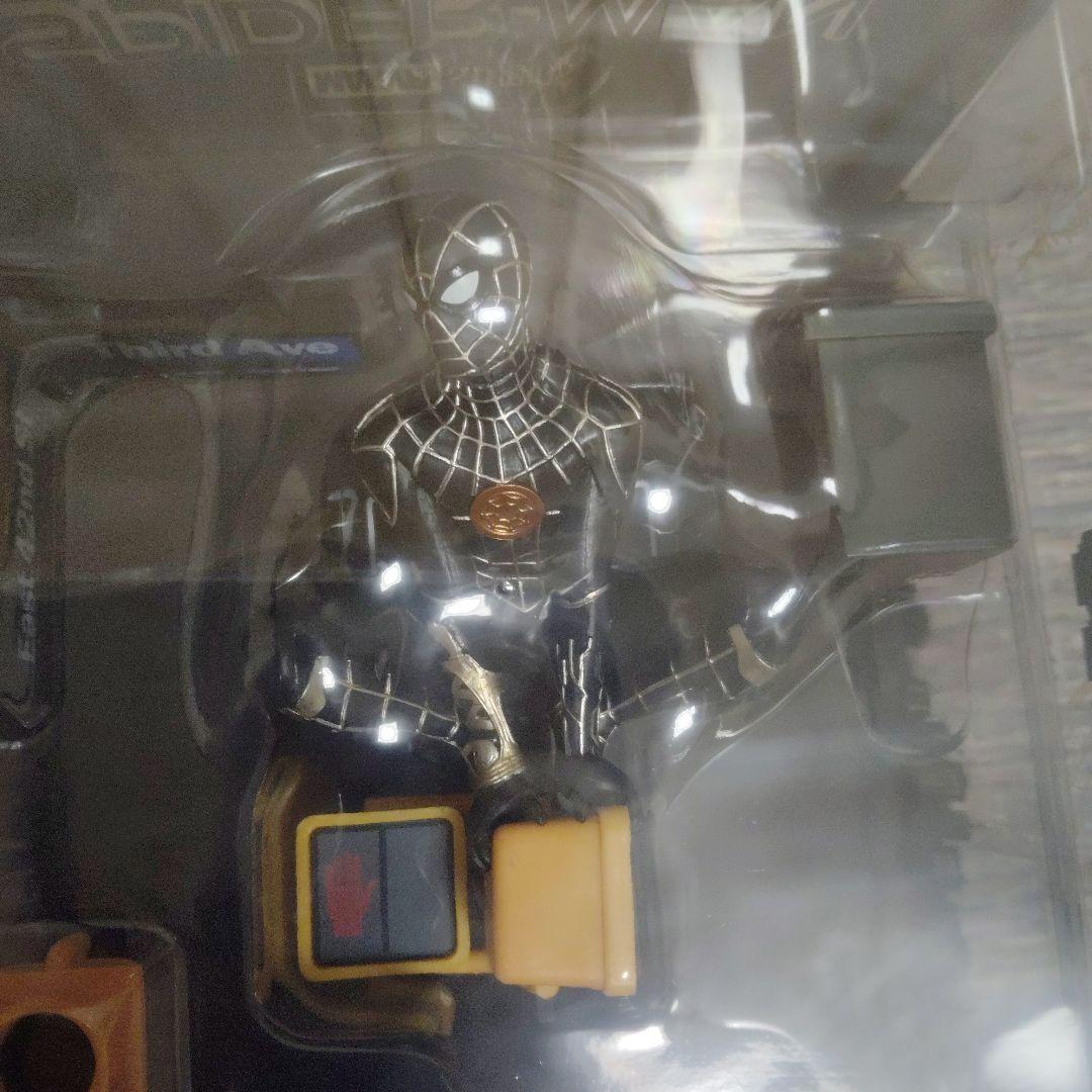 スパイダーマン ブラック＆ゴールドスーツ フィギュア