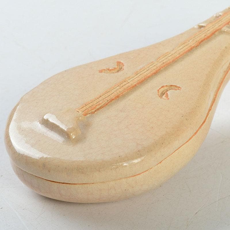 茶道具　宗栄造　萩焼　琵琶香合　V　9382