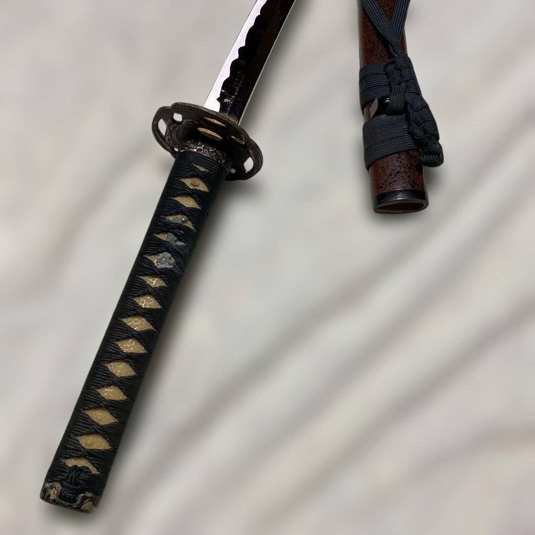 割安模造刀 濃緑柄 波絵透し丸鍔 梨地茶鞘