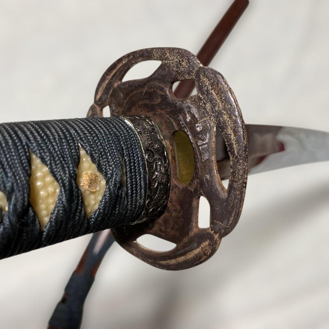 割安模造刀 濃緑柄 波絵透し丸鍔 梨地茶鞘