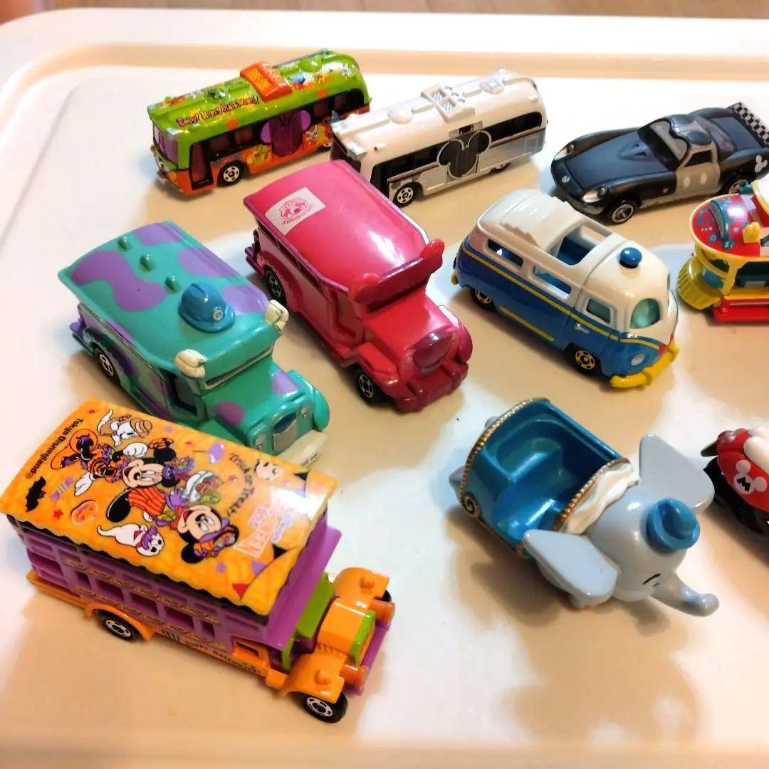 新品同様と小さな塗装剥がれあり混 ディズニー トミカ まとめ売り レア