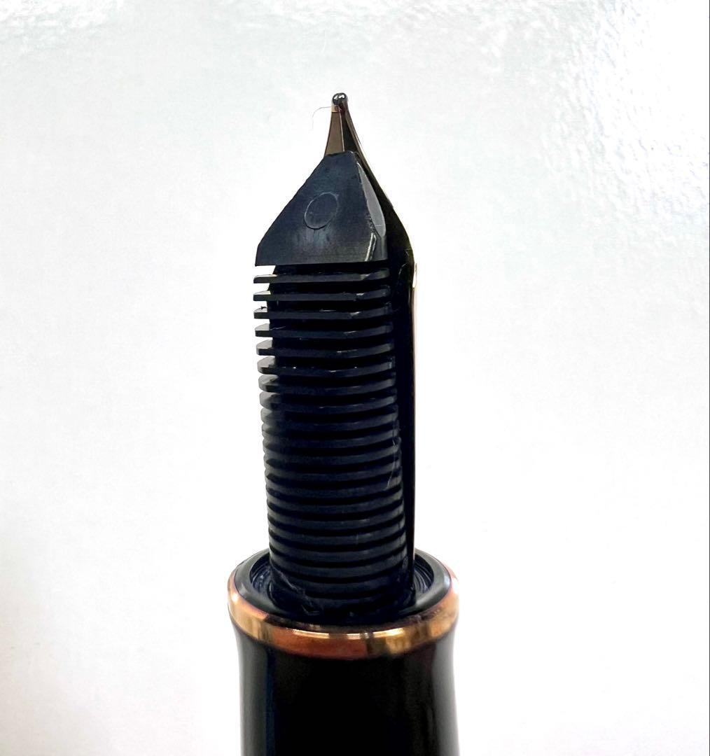 Pelikan ペリカン 万年筆 スーベレーン M1000 緑縞 中字M