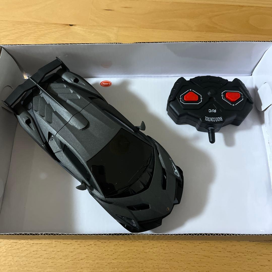 Lamborghini Veneno ラジオコントロールカー