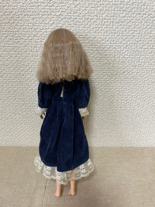 1984年タカラバービー　エクセリーナ灰睫ソバージュver