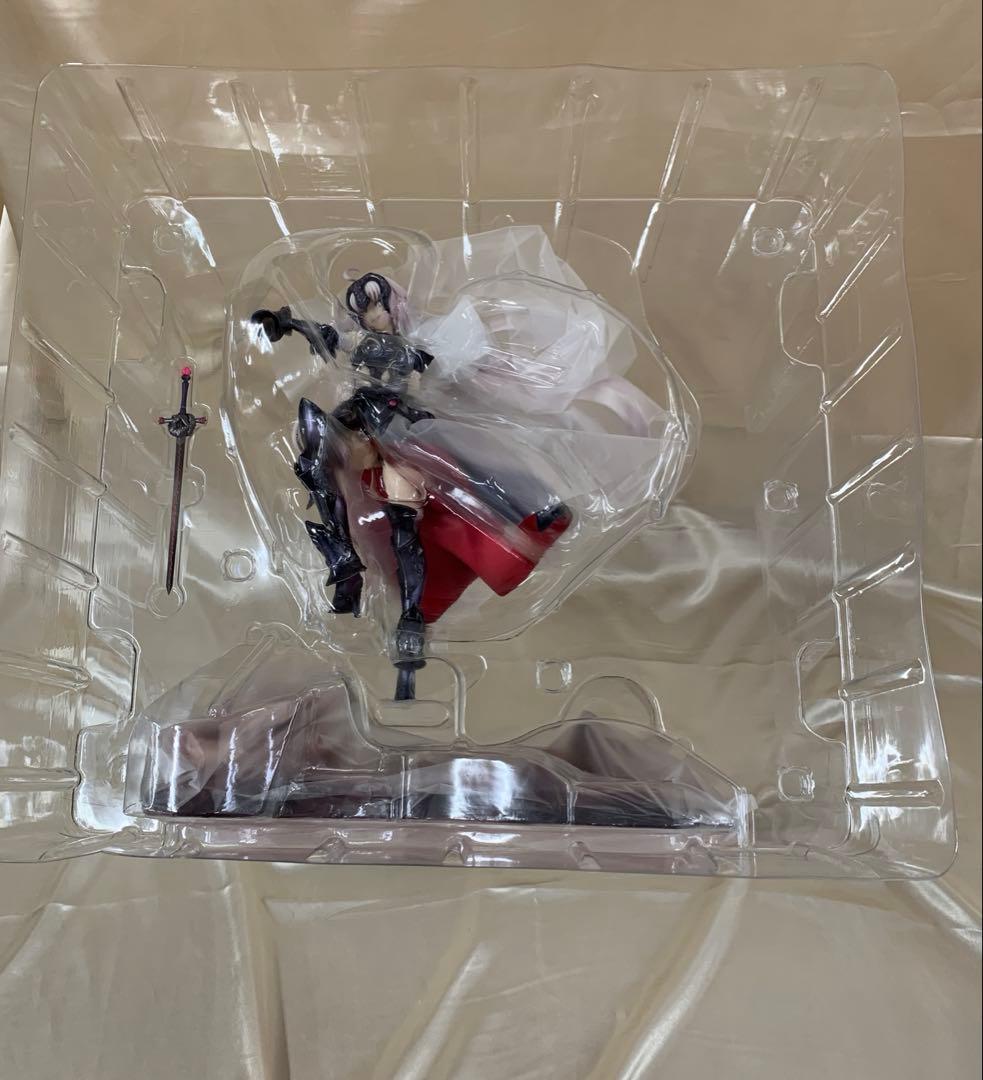 アヴェンジャー ジャンヌ・ダルク〔オルタ〕 昏き焔を纏いし竜の魔女