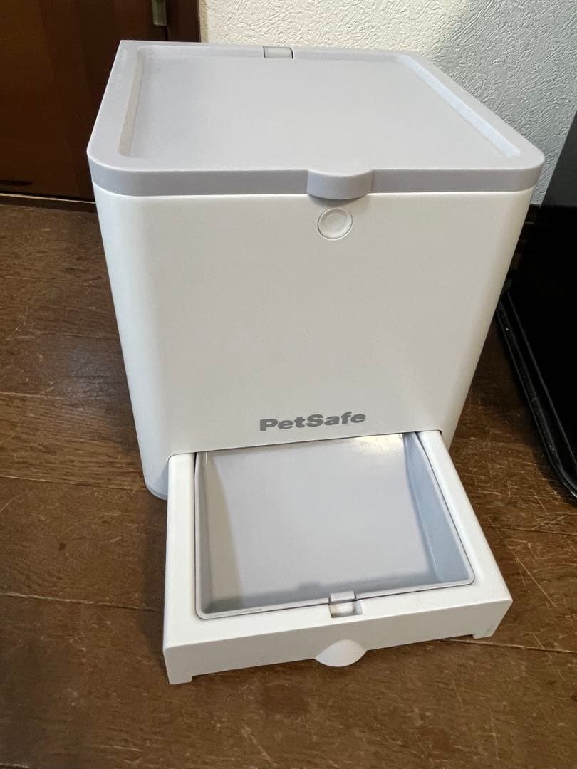 しつけ用品 Teach and Treat Remote Reward Trainer