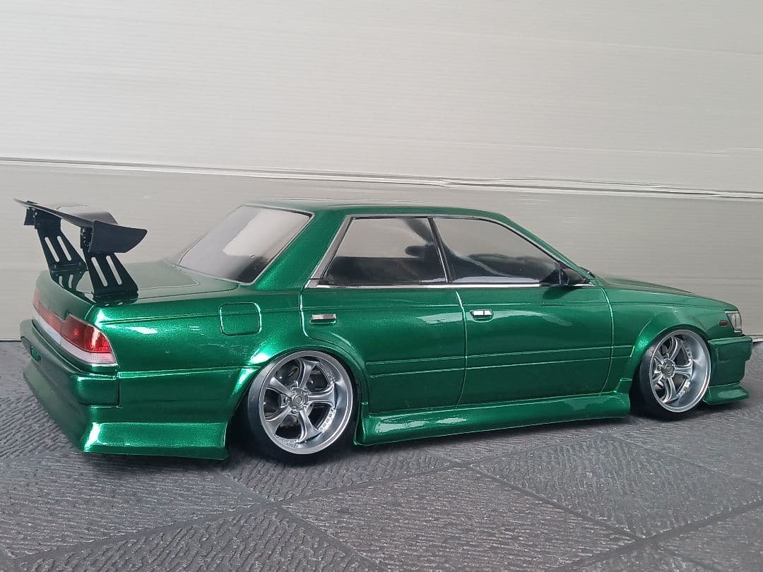 ラジコンボディ　パンドラC33ローレルボディ