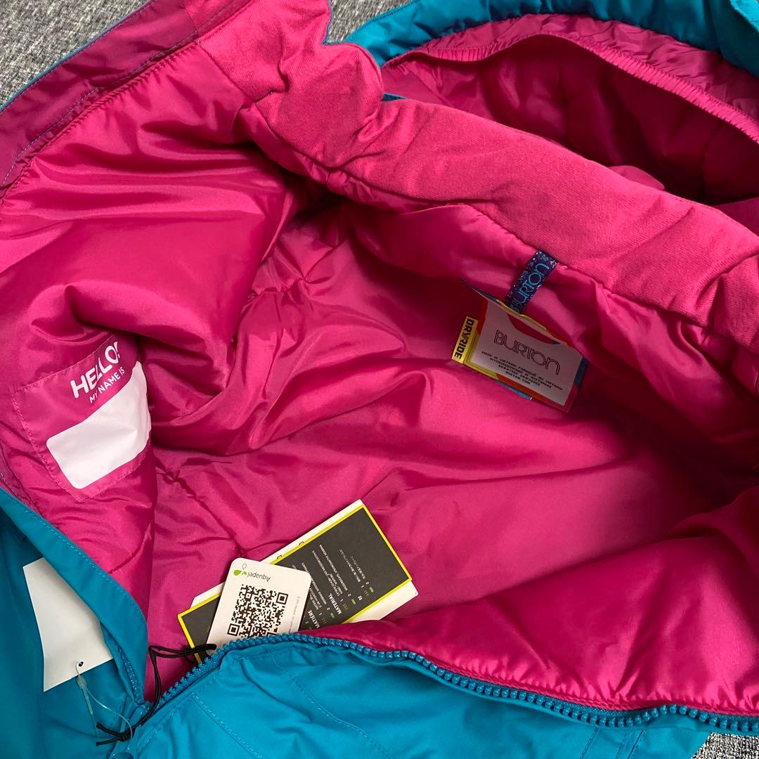 新品未使用　バートン　スノボウェア　ジャンプスーツ　つなぎ120ぐらい　ガールズ