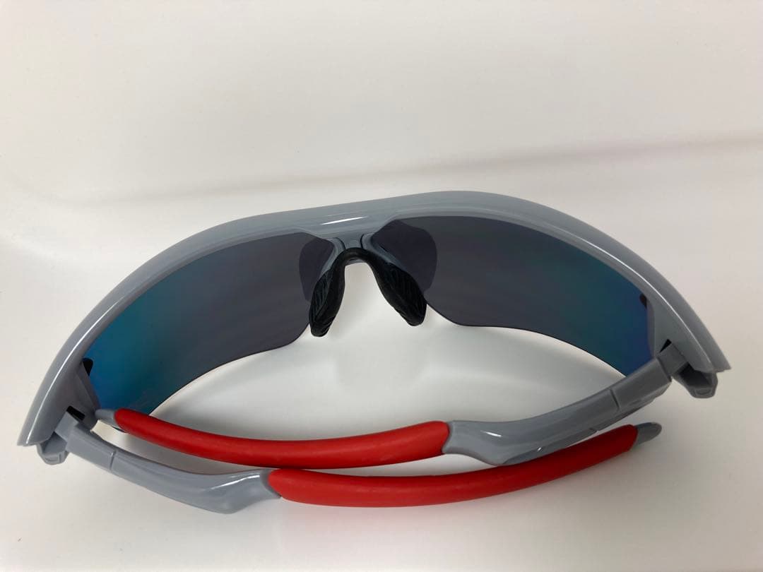 カープ限定モデル　サングラス(オークリー09-757)