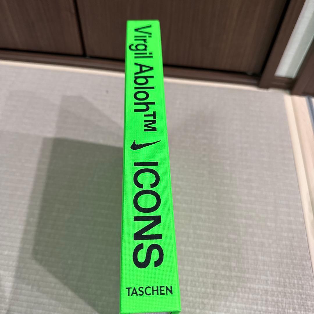 Virgil Abloh ICONS NIKE off-white デザイン本
