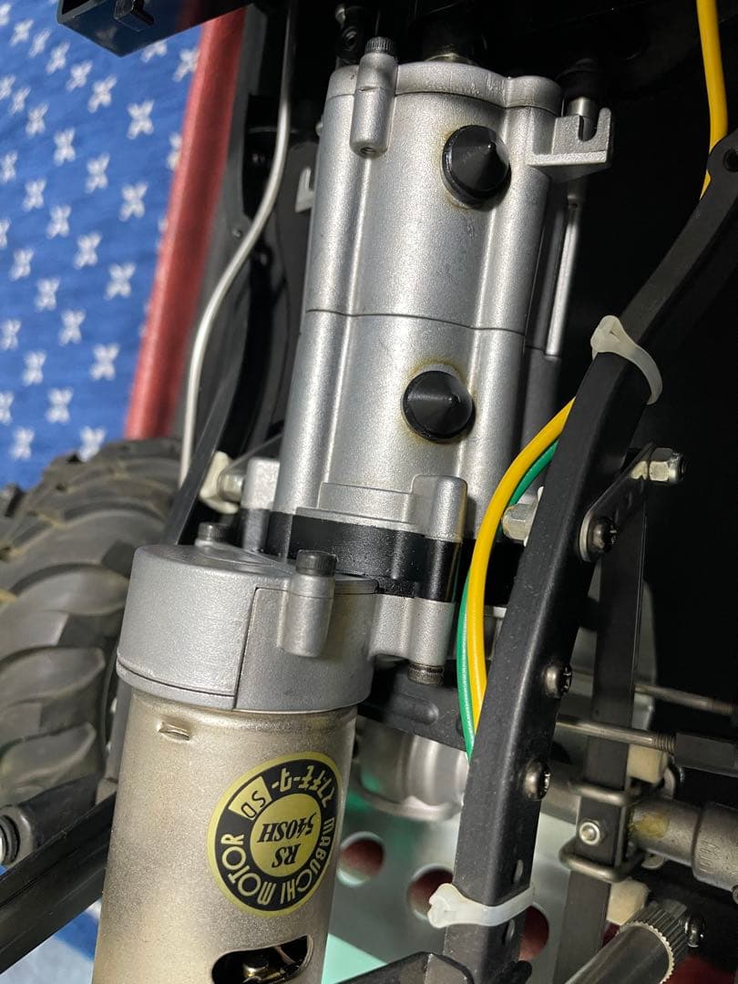 タミヤ　ハイラックス　４ＷＤ　ハイリフト　3速トランスミッション　BRUISER