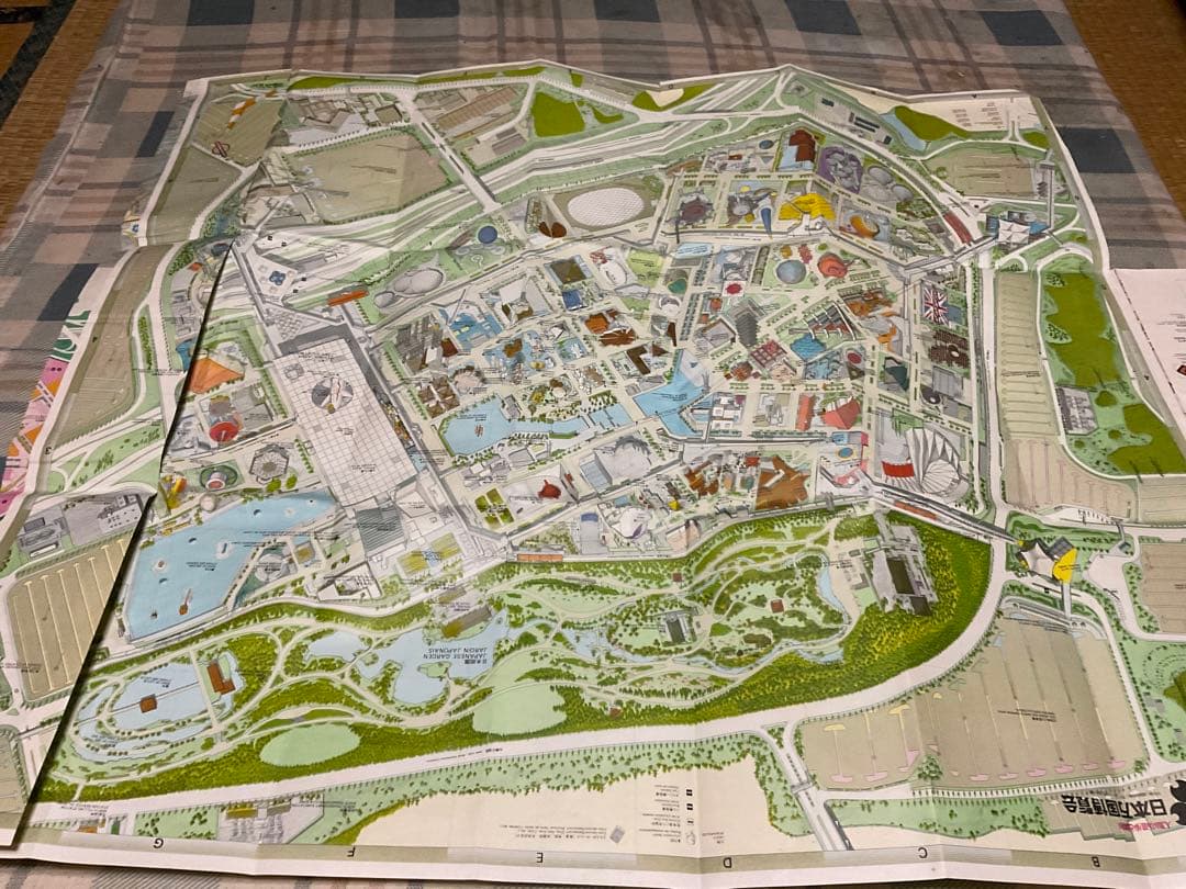 EXPO70／日本万国博覧会協会・発行。公式ガイドマップ【当時の入場券付き】。