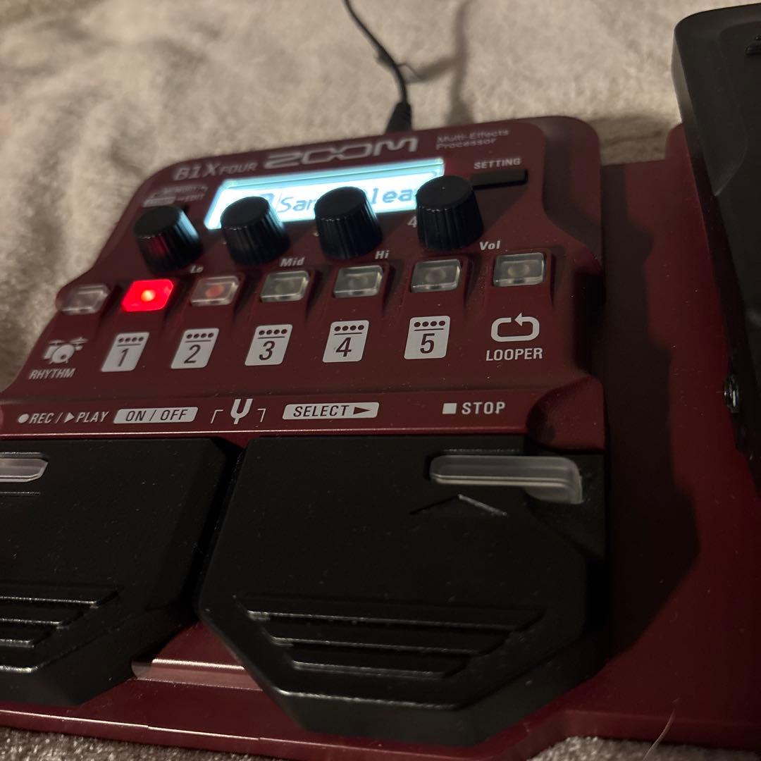 【マルチエフェクター】ZOOM ( ズーム ) B1X FOUR ベース用マルチ