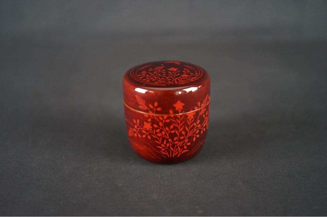 新井司峰 作 秋草蒔絵 松溜塗 大棗 共箱 共布 茶道具