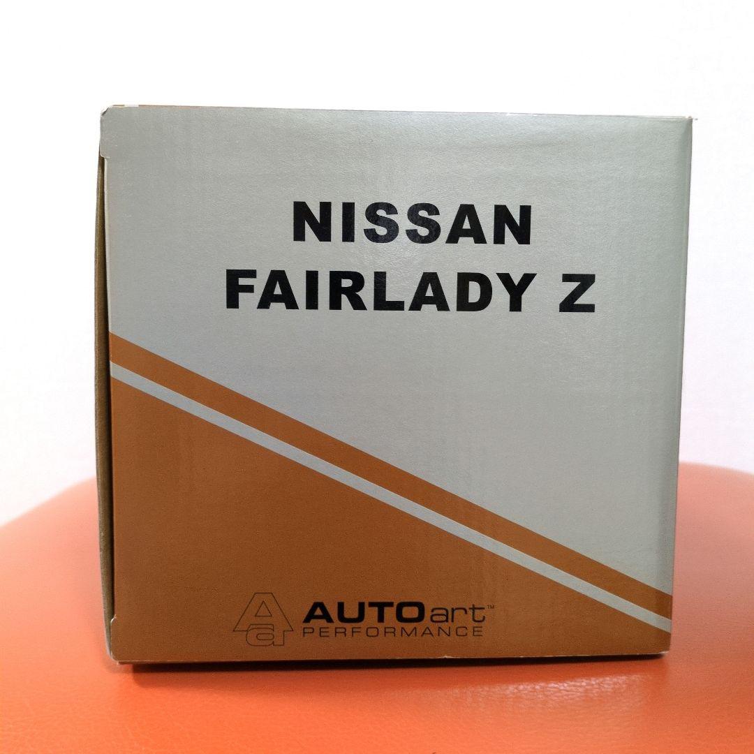AUTOart NISSAN FAIRLADY 350Z 1/18 +α
