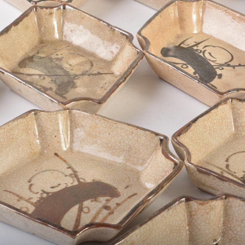 瀬戸焼　古瀬戸　鉄絵　梅花文　小皿　菱皿　銘々皿　十三客　C　6608Aぬ