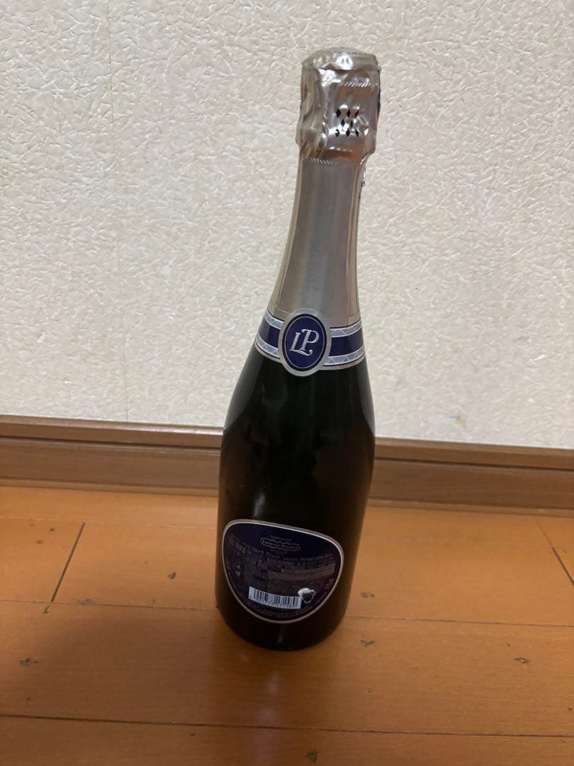 Laurent-Perrier Ultra Brut シャンパン