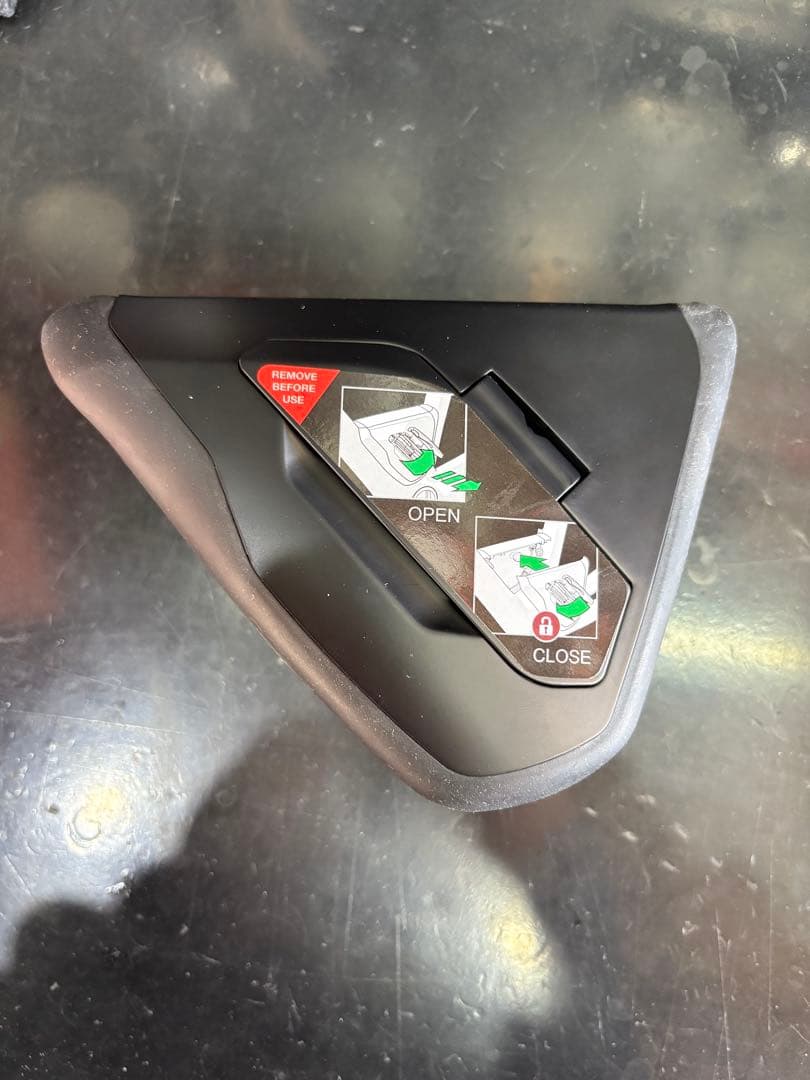 ロードバイク チューブや工具をスマートに収納 ルーベ・ルビー専用SWAT BOX