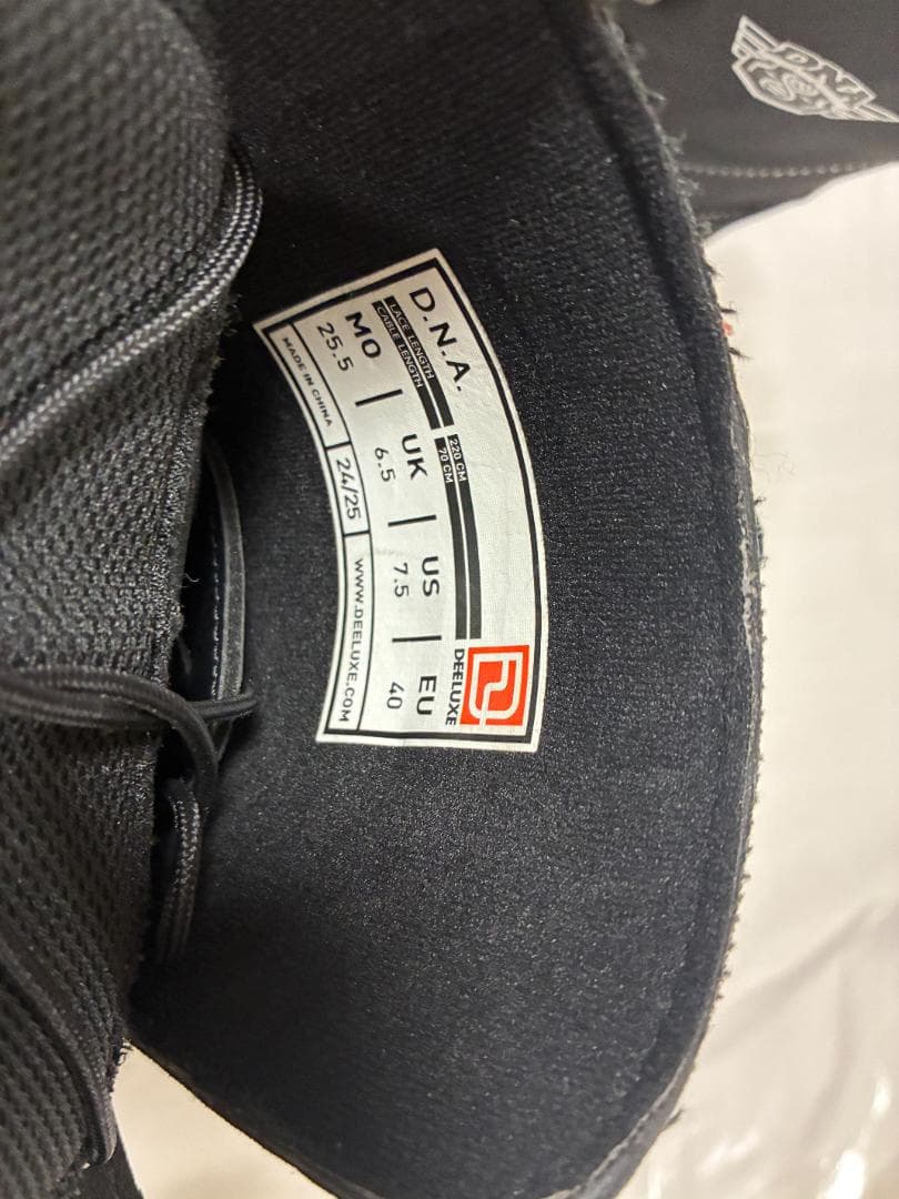 24-25モデル DEELUXE（ディーラックス）DNA 25.5cm 保証書付