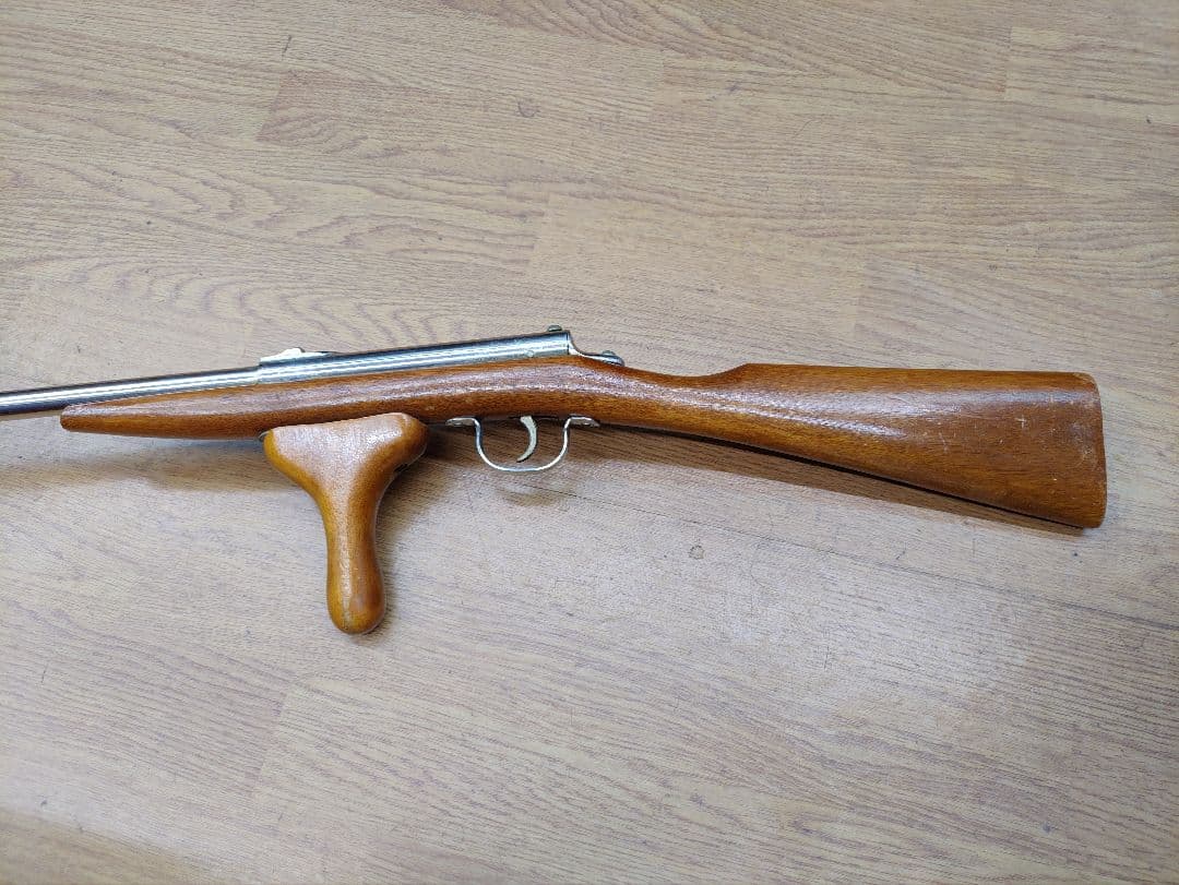 昔懐かしい射的コルク銃