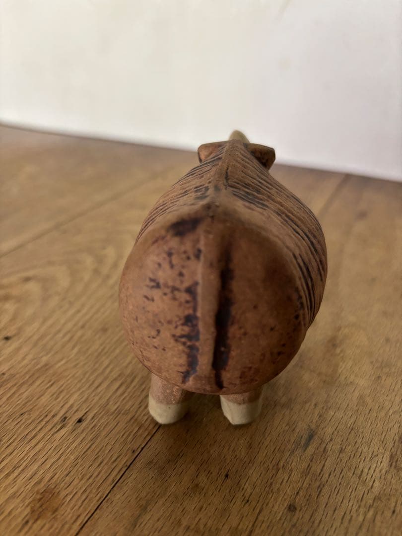 Lisa Larson リサラーソン サイ Menageriシリーズ