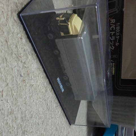 KYOSHO  1／80スケールRCトラック佐川急便