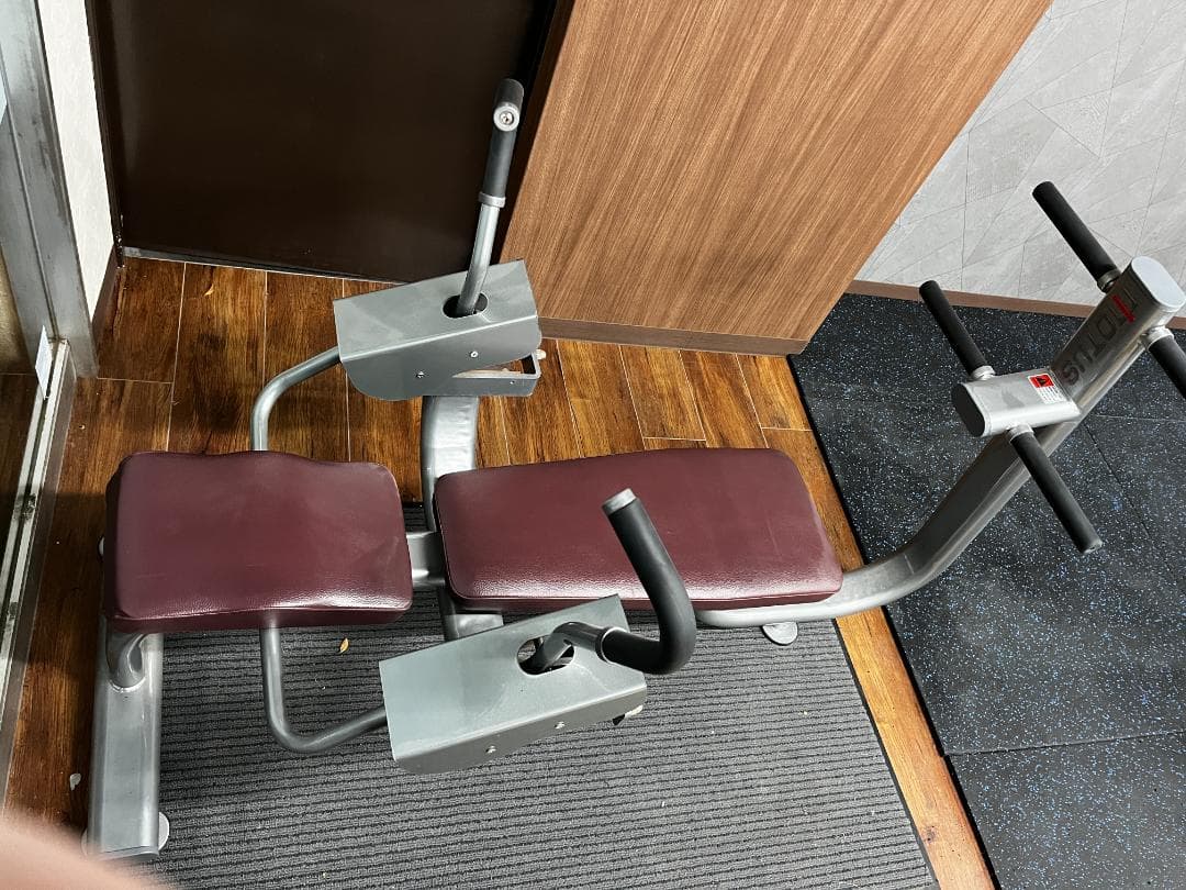 【現地引取で交渉可】夏に向けシックスパック大手ジム採用の高級腹筋台をご家庭でも！