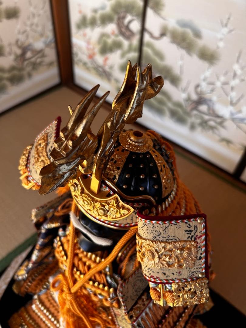 ★金箔押大鎧　伝統的な日本の武士の鎧★