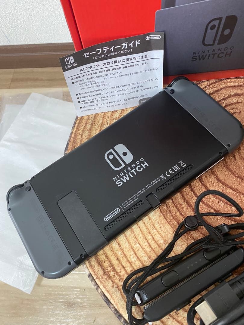 Nintendo Switch ニンテンドースイッチ本体　グレー